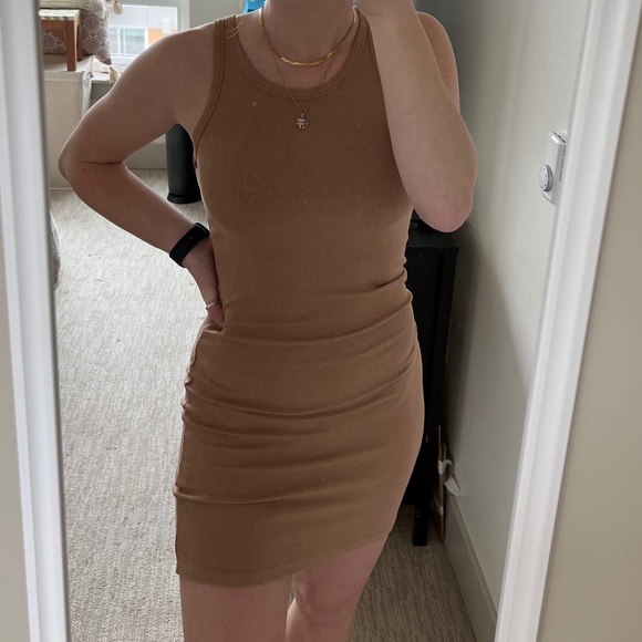 Dress - Picture 1 of 2